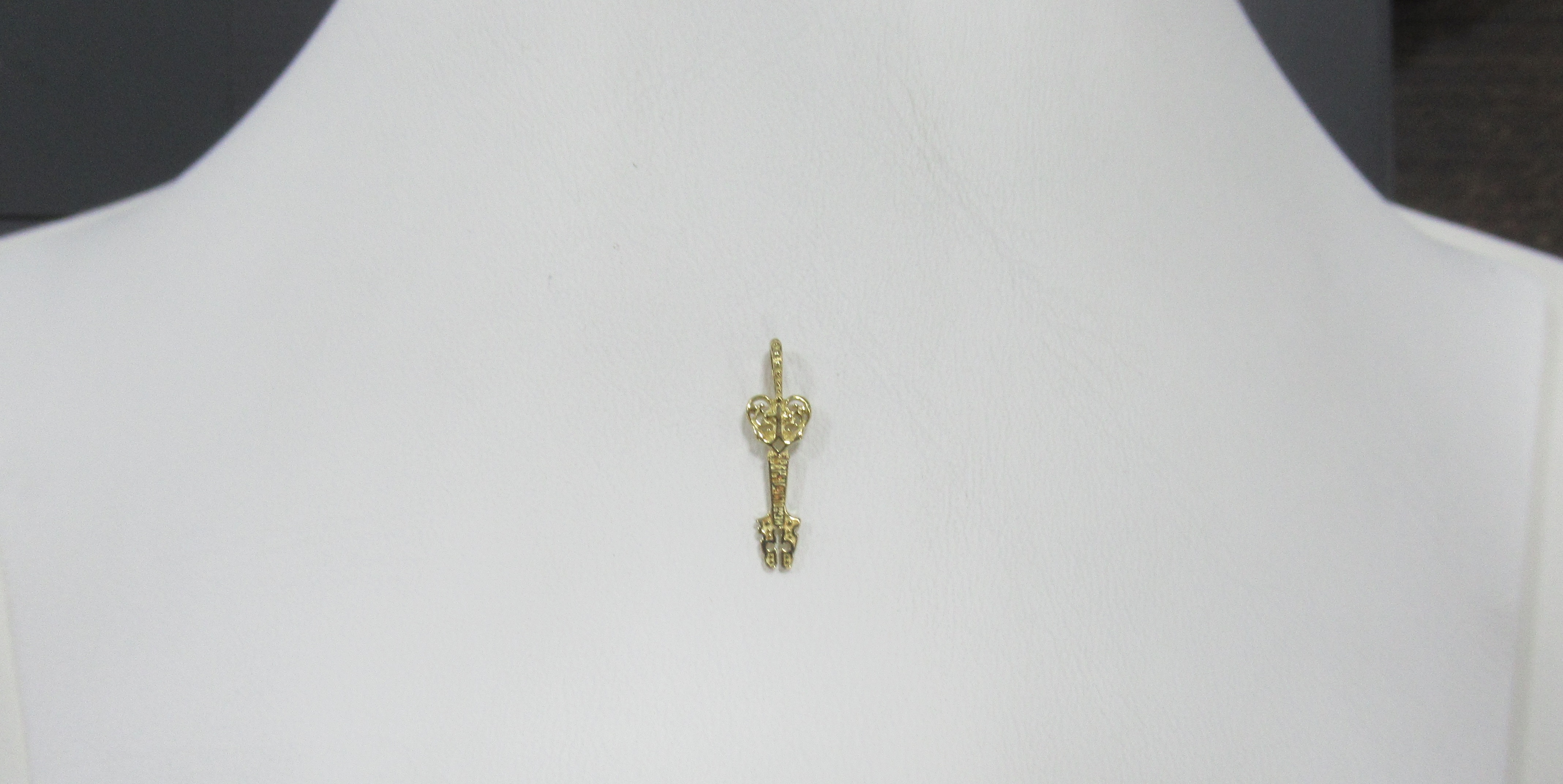 Подвеска из желтого золота "Ключи от Рая"